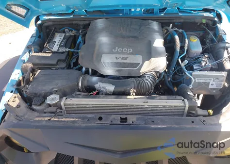 2017 Jeep Wrangler Unlimited Sport 4X4 из США, поврежденный, VIN 1C4BJWDG3HL703117